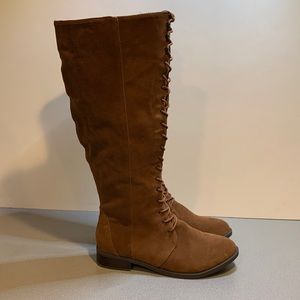 Leather lace up boots